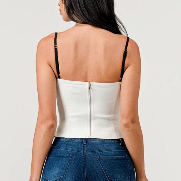 NWT - Chic Contrast trim cropped cami top - white - Picture 3 of 10